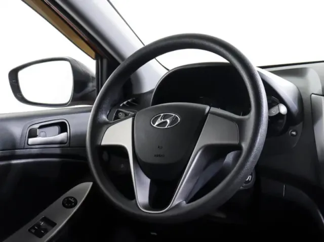 Hyundai Solaris, I Рестайлинг — фото 19