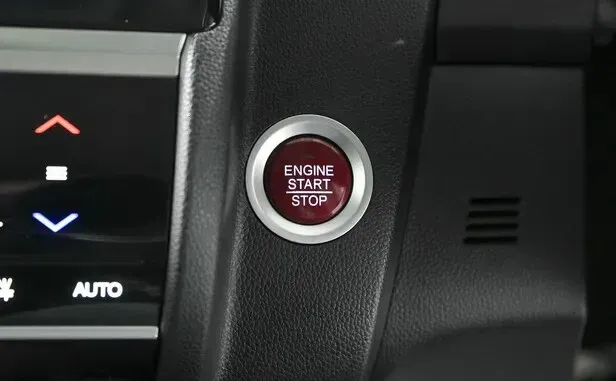 Honda Fit, III — фото 10
