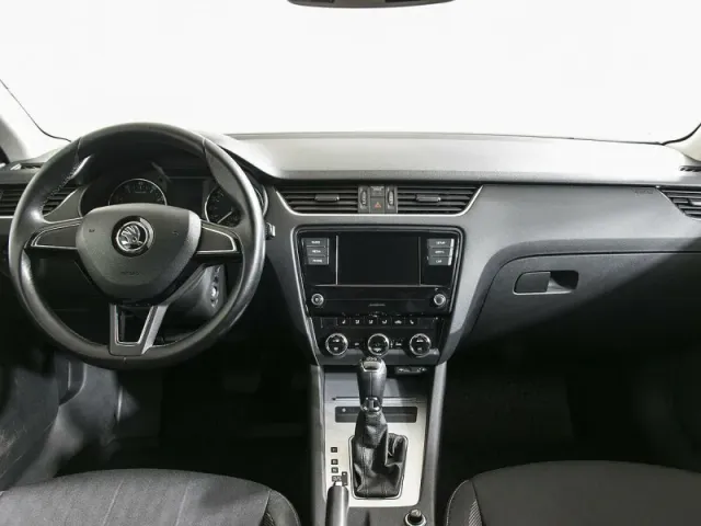 Skoda Octavia, III — фото 11