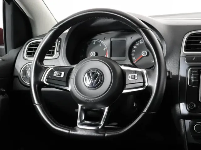Volkswagen Polo, V Рестайлинг — фото 14