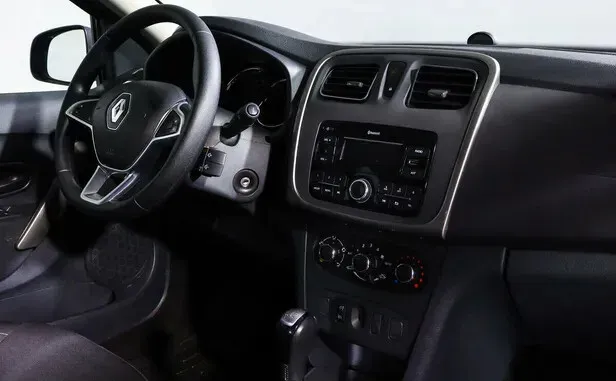 Renault Sandero, II Рестайлинг — фото 6