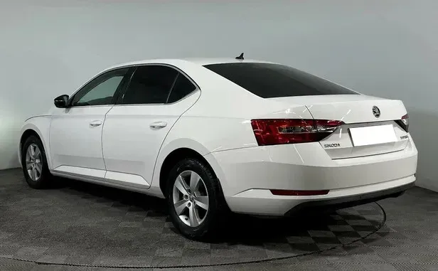 Skoda Superb, III — фото 4