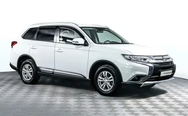 Mitsubishi Outlander, III Рестайлинг 2 — фото 3