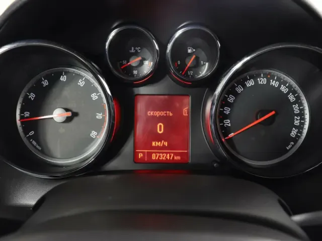 Opel Astra, J Рестайлинг — фото 10