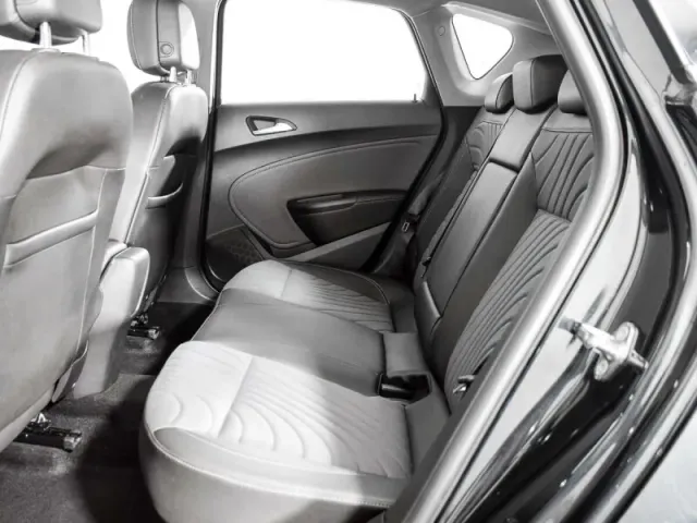 Opel Astra, J Рестайлинг — фото 12