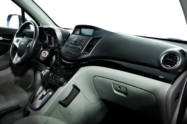 Chevrolet Orlando — фото 9