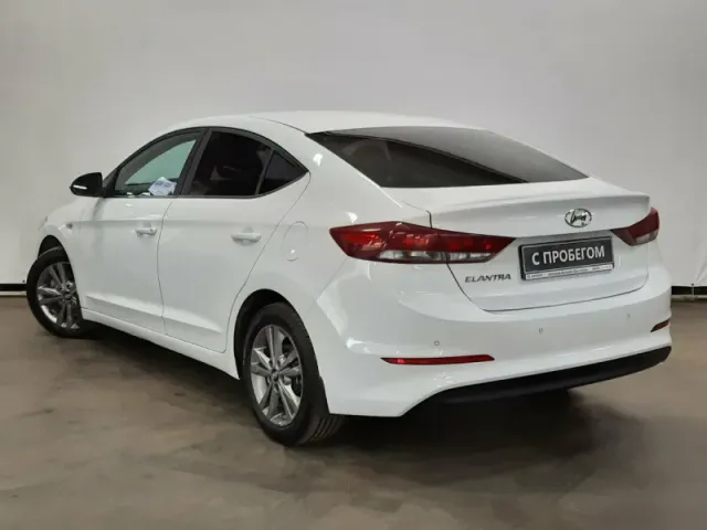 Hyundai Elantra, VI (AD) — фото 3