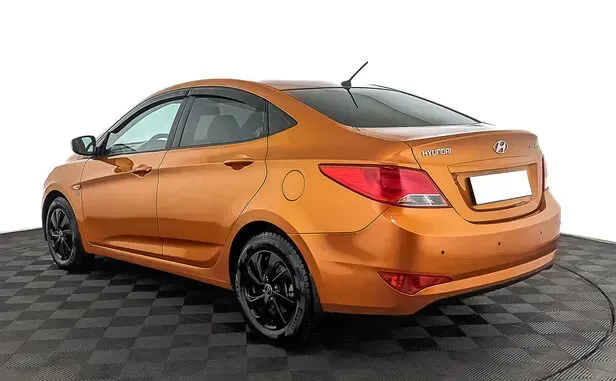 Hyundai Solaris, I Рестайлинг — фото 4