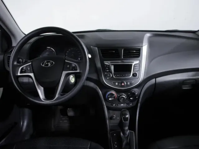 Hyundai Solaris, I Рестайлинг — фото 13