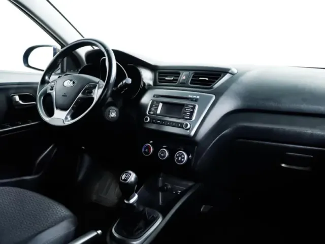 Kia Rio, III Рестайлинг — фото 13
