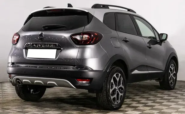 Renault Kaptur, I Рестайлинг — фото 2