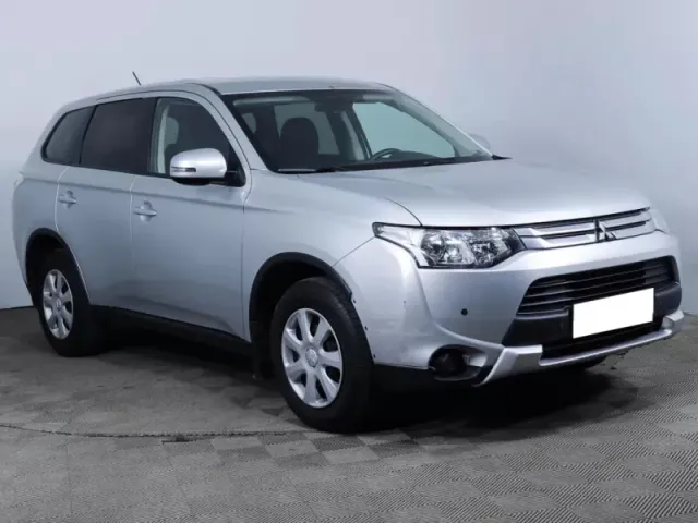 Mitsubishi Outlander, III Рестайлинг — фото 5