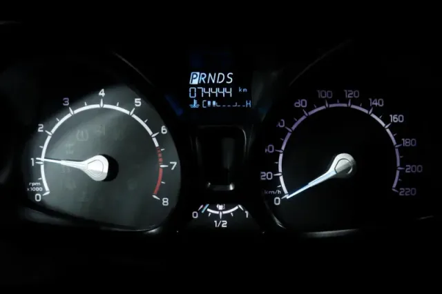 Ford EcoSport, II — фото 10