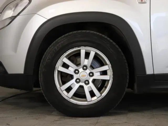Chevrolet Orlando — фото 21
