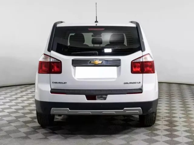 Chevrolet Orlando — фото 5