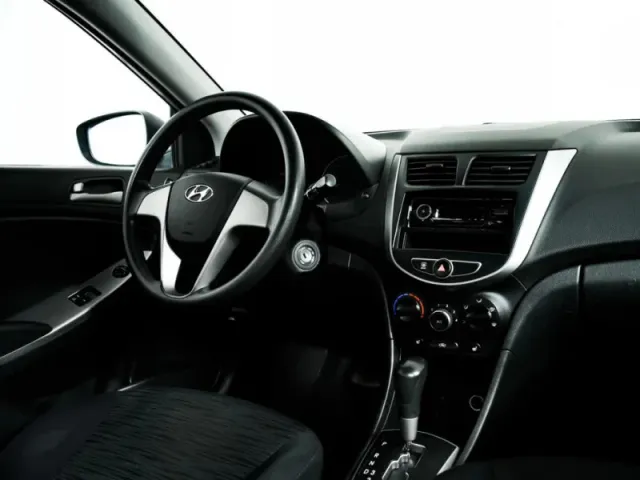 Hyundai Solaris, I Рестайлинг — фото 9