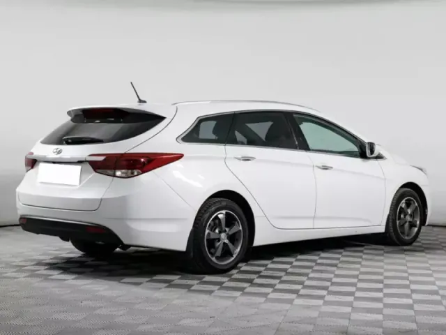 Hyundai i40, I Рестайлинг — фото 4