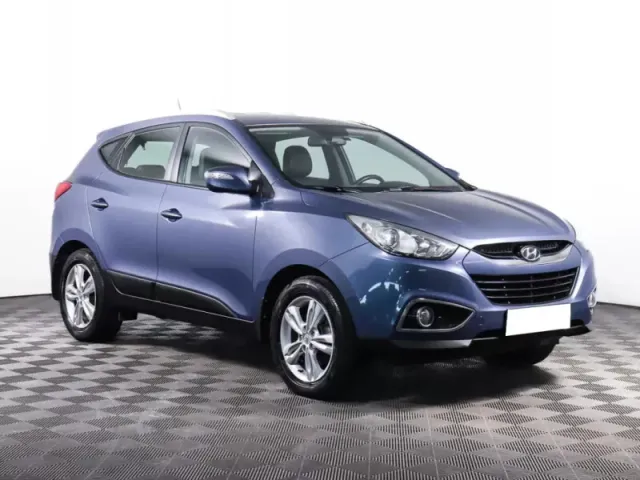 Hyundai ix35, I — фото 22