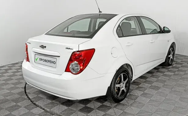 Chevrolet Aveo, II — фото 2