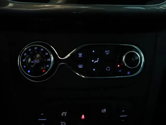 Renault Sandero, II — фото 10