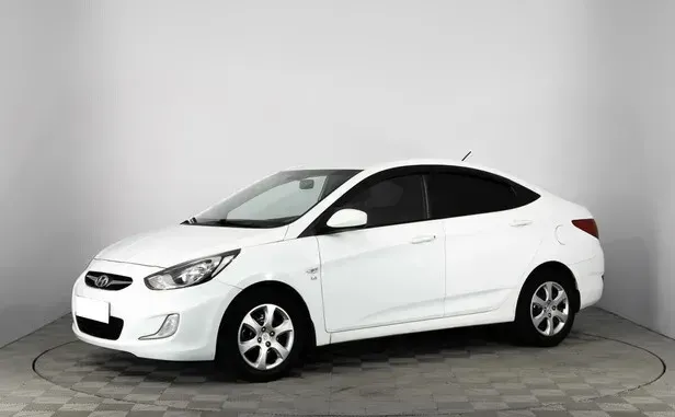 Hyundai Solaris, I — фото 1