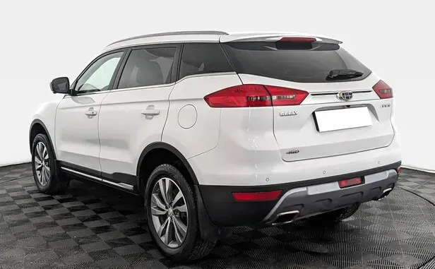 Geely Atlas, I — фото 4