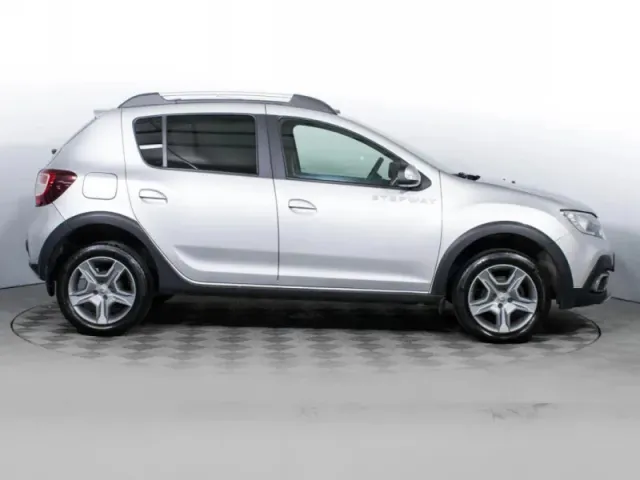 Renault Sandero, II Рестайлинг — фото 4