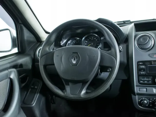 Renault Duster, I Рестайлинг — фото 15