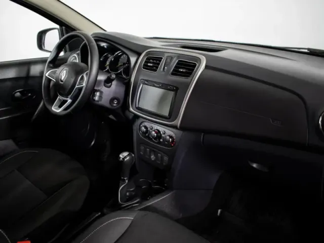 Renault Logan, II Рестайлинг — фото 11