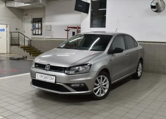 Volkswagen Polo, V Рестайлинг — фото 1