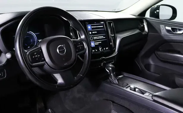 Volvo XC60, II — фото 7
