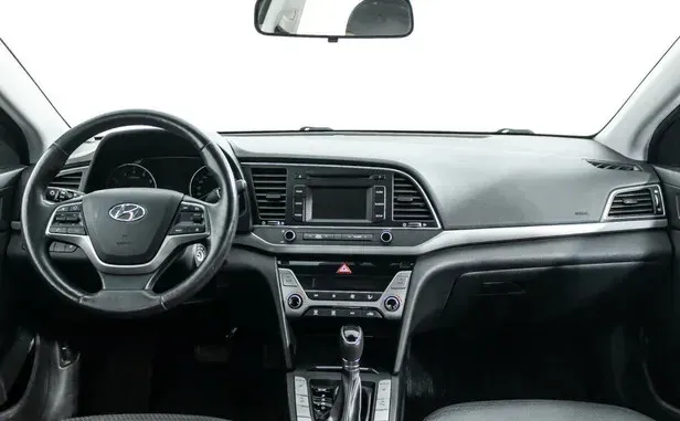 Hyundai Elantra, VI (AD) — фото 9