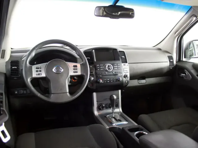 Nissan Pathfinder, III — фото 5