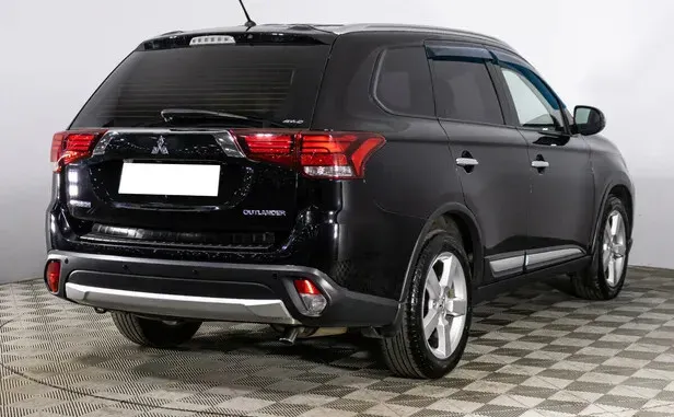 Mitsubishi Outlander, III Рестайлинг 2 — фото 2