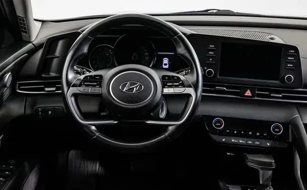 Hyundai Elantra, VII (CN7) — фото 5