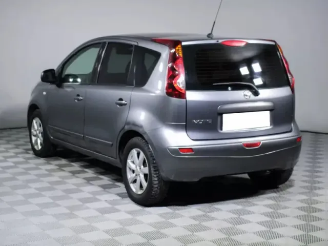 Nissan Note — фото 7