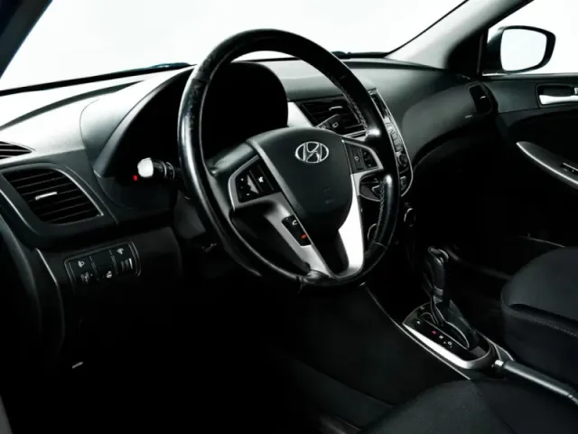 Hyundai Solaris, I Рестайлинг — фото 14