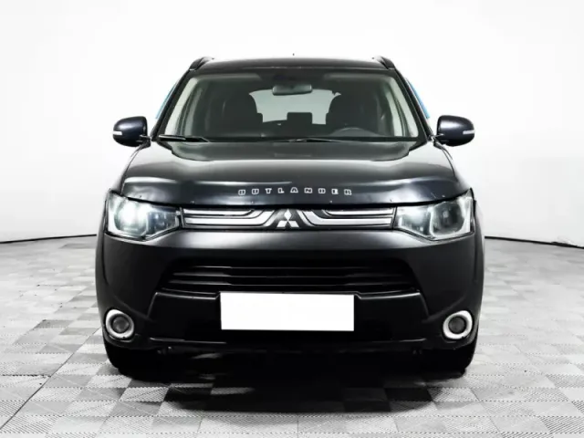 Mitsubishi Outlander, III — фото 2