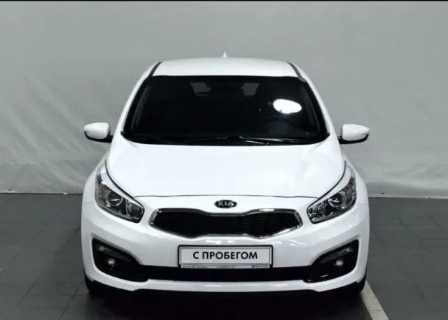 Kia Ceed, II Рестайлинг — фото 1
