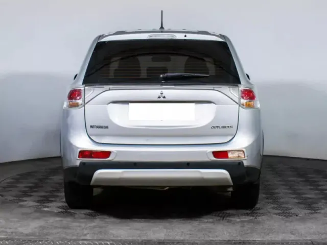Mitsubishi Outlander, III Рестайлинг — фото 6