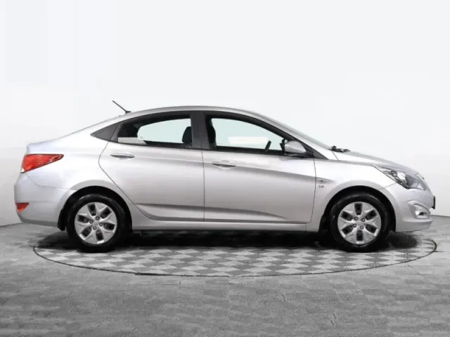 Hyundai Solaris, I Рестайлинг — фото 4
