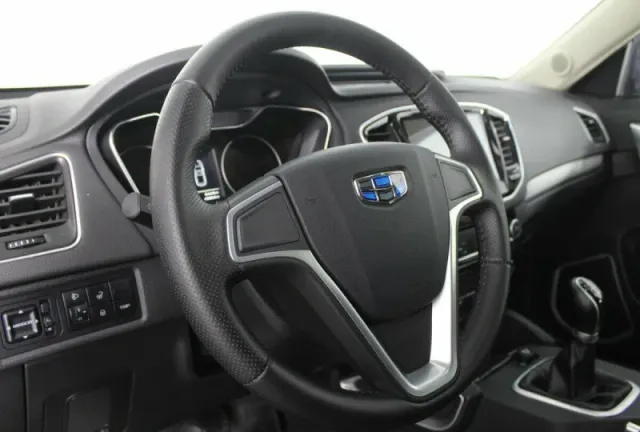 Geely Emgrand X7, I Рестайлинг 2 — фото 6