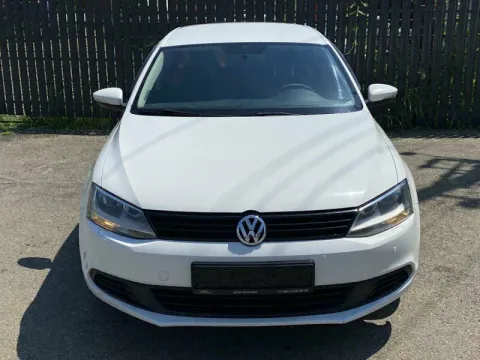 Volkswagen Jetta, VI Рестайлинг — фото 1