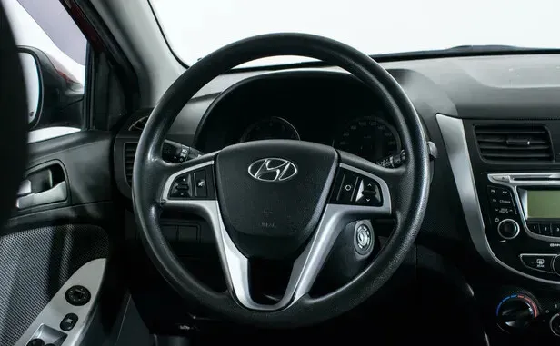 Hyundai Solaris, I — фото 5