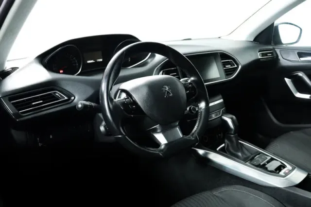 Peugeot 308, II — фото 13