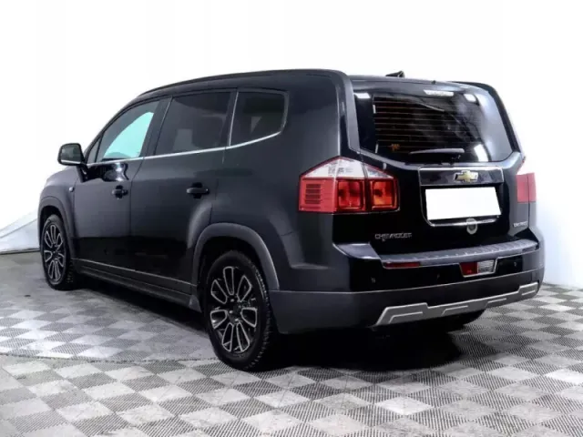 Chevrolet Orlando — фото 6