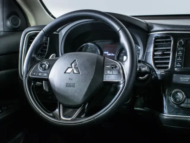 Mitsubishi Outlander, III Рестайлинг 2 — фото 14