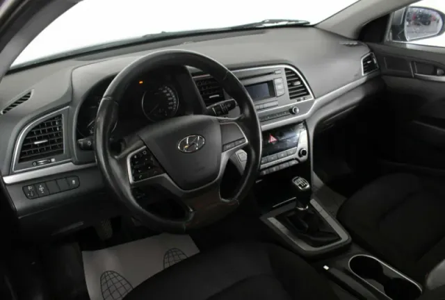 Hyundai Elantra, VI (AD) — фото 5