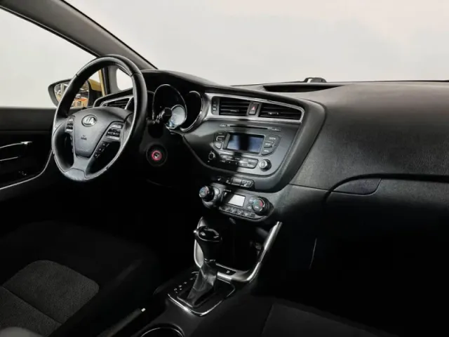 Kia Ceed, II Рестайлинг — фото 12