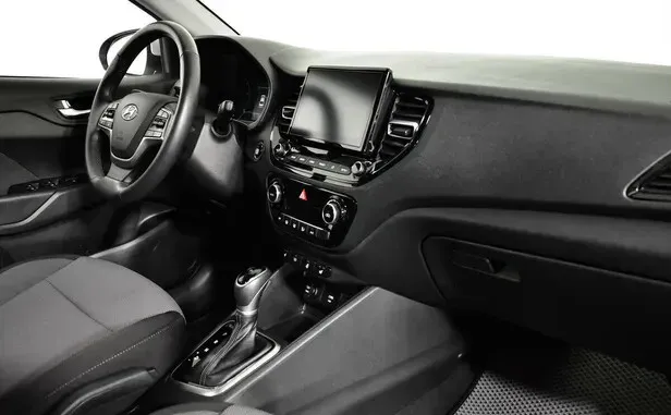 Hyundai Solaris, II Рестайлинг — фото 26